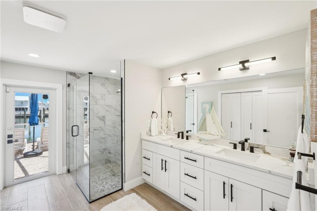 18195 Cutlass DR, FORT MYERS BEACH FL 33931-17