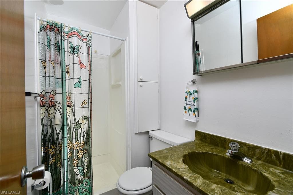 26 Pinewood BLVD, LEHIGH ACRES FL 33936-12