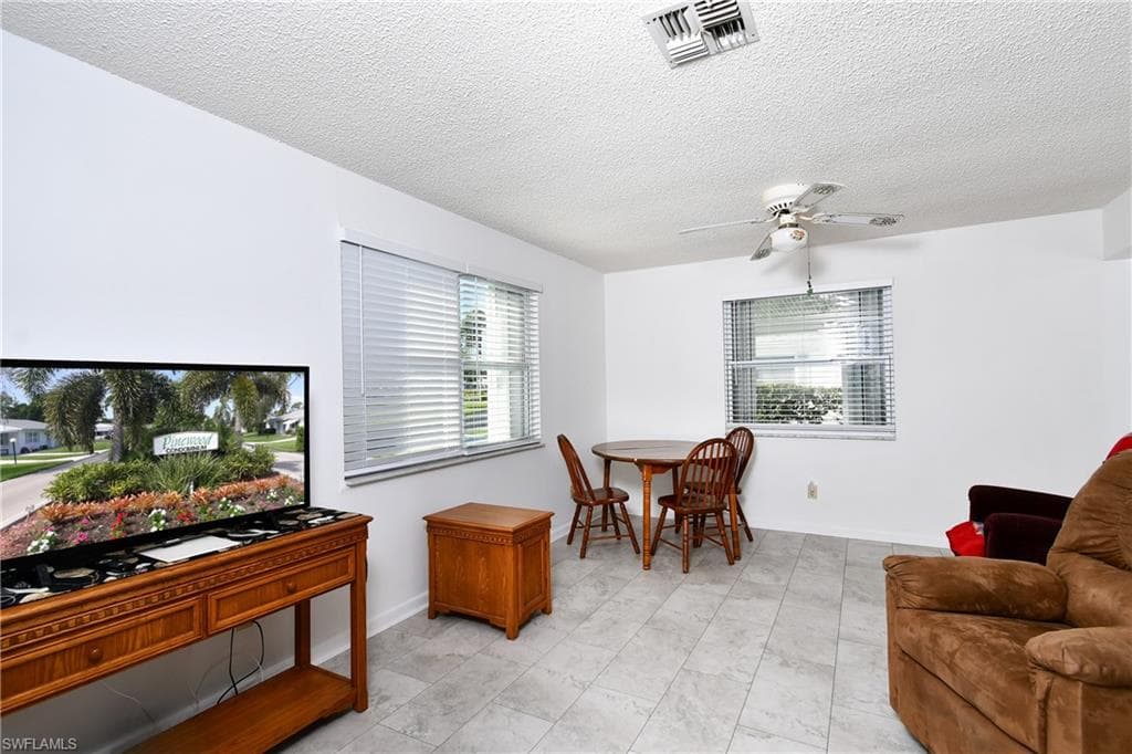 26 Pinewood BLVD, LEHIGH ACRES FL 33936-8