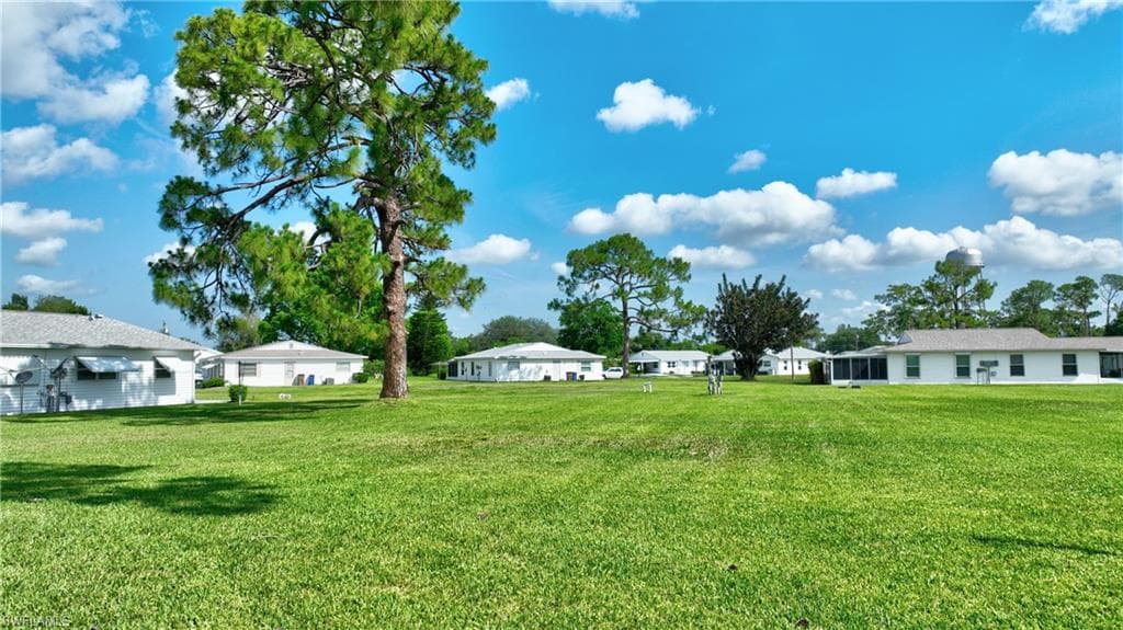 26 Pinewood BLVD, LEHIGH ACRES FL 33936-32