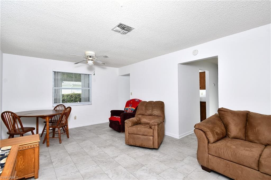26 Pinewood BLVD, LEHIGH ACRES FL 33936-7
