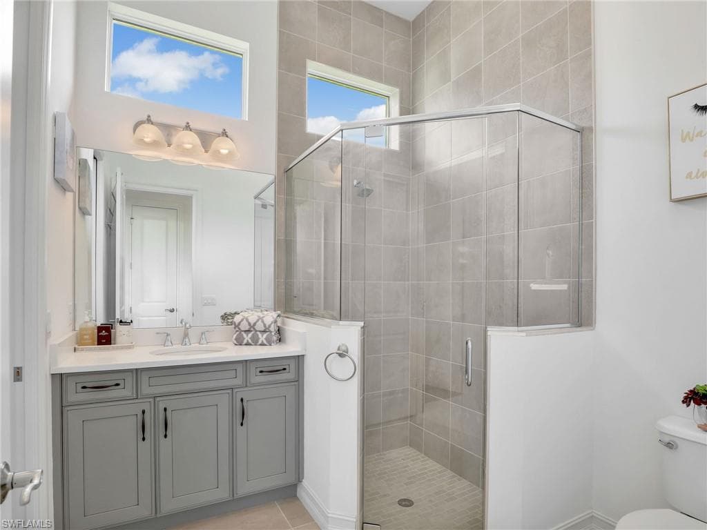 17208 Hidden Estates CIR, FORT MYERS FL 33908-43