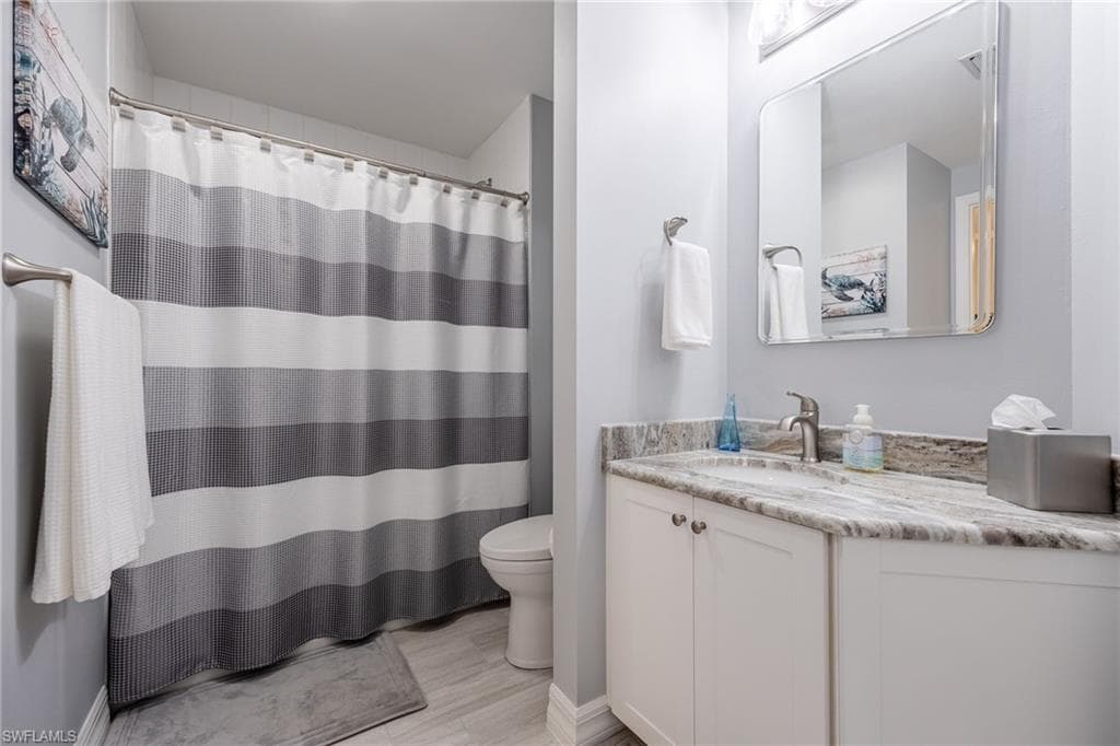 2797 1st ST # 803, FORT MYERS FL 33916-5