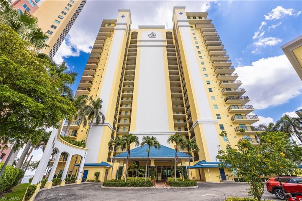 2797 1st ST # 803, FORT MYERS FL 33916-2