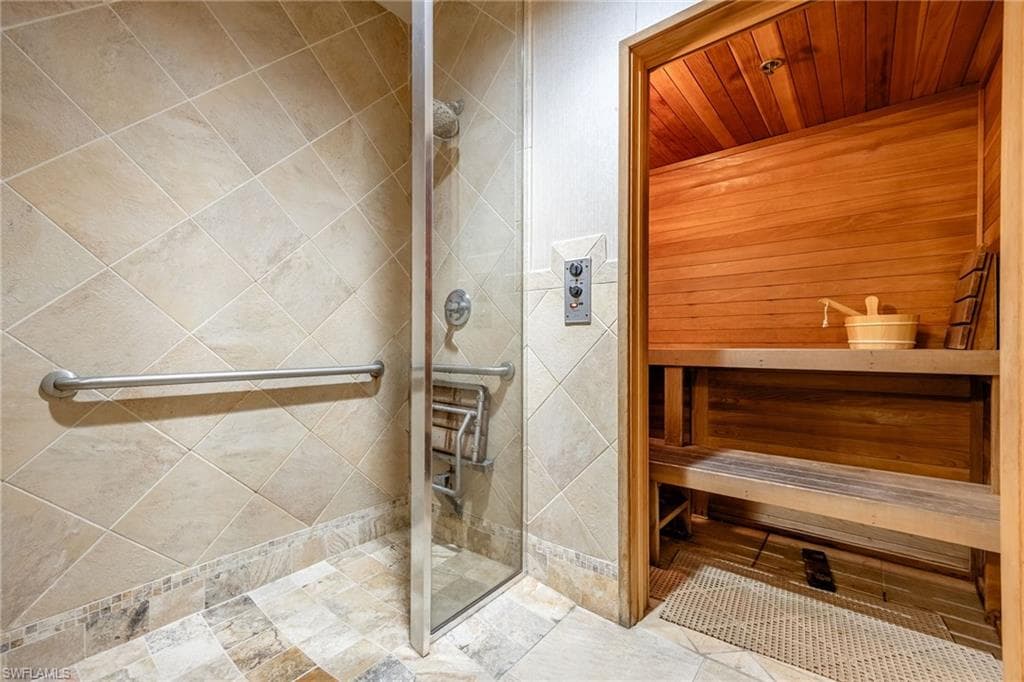 2797 1st ST # 803, FORT MYERS FL 33916-35