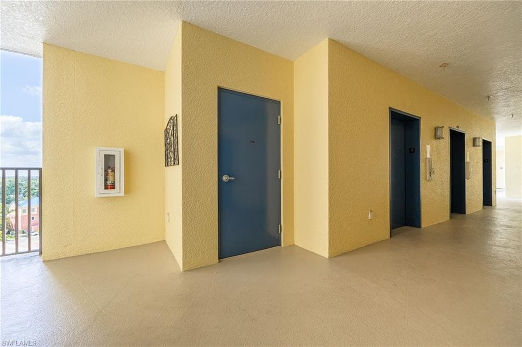 2797 1st ST # 803, FORT MYERS FL 33916-29