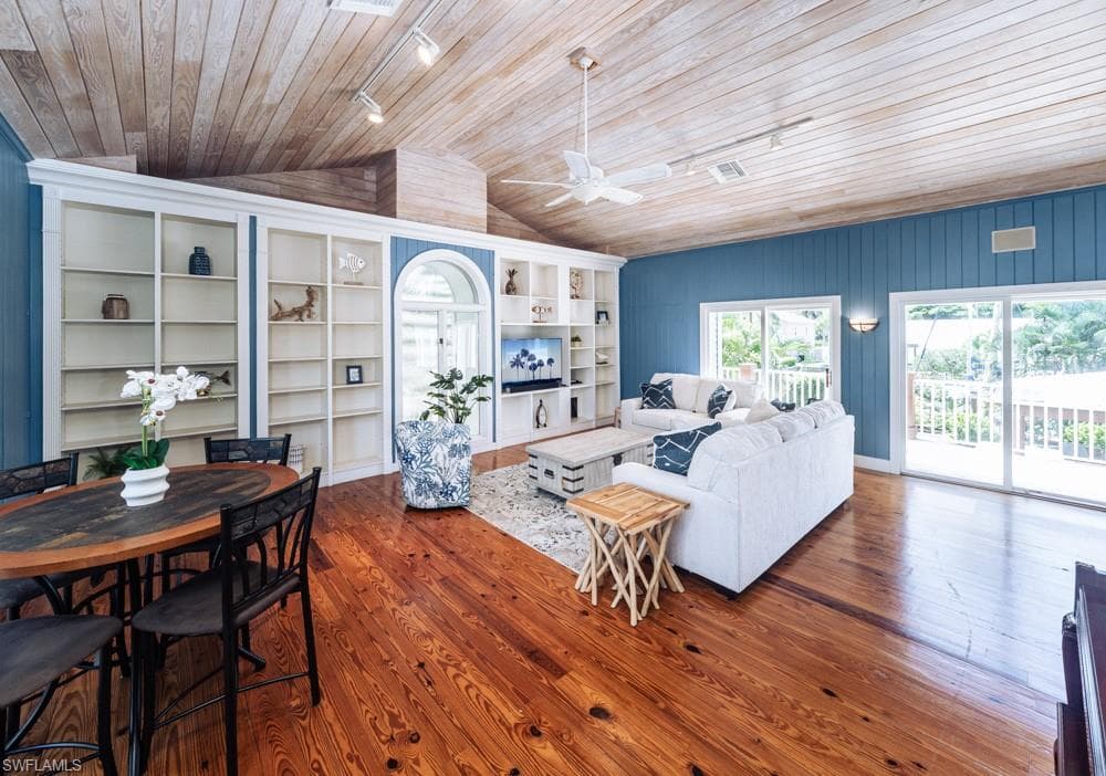 374 14th AVE S, NAPLES FL 34102-6