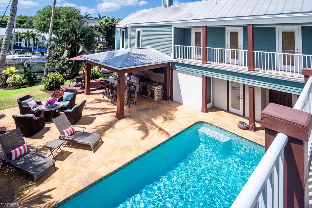 374 14th AVE S, NAPLES FL 34102-2