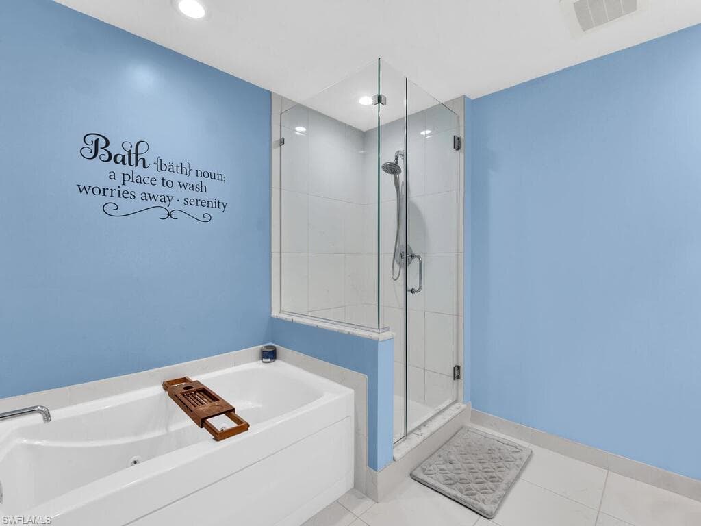 3000 Oasis Grand BLVD # 1705, FORT MYERS FL 33916-11