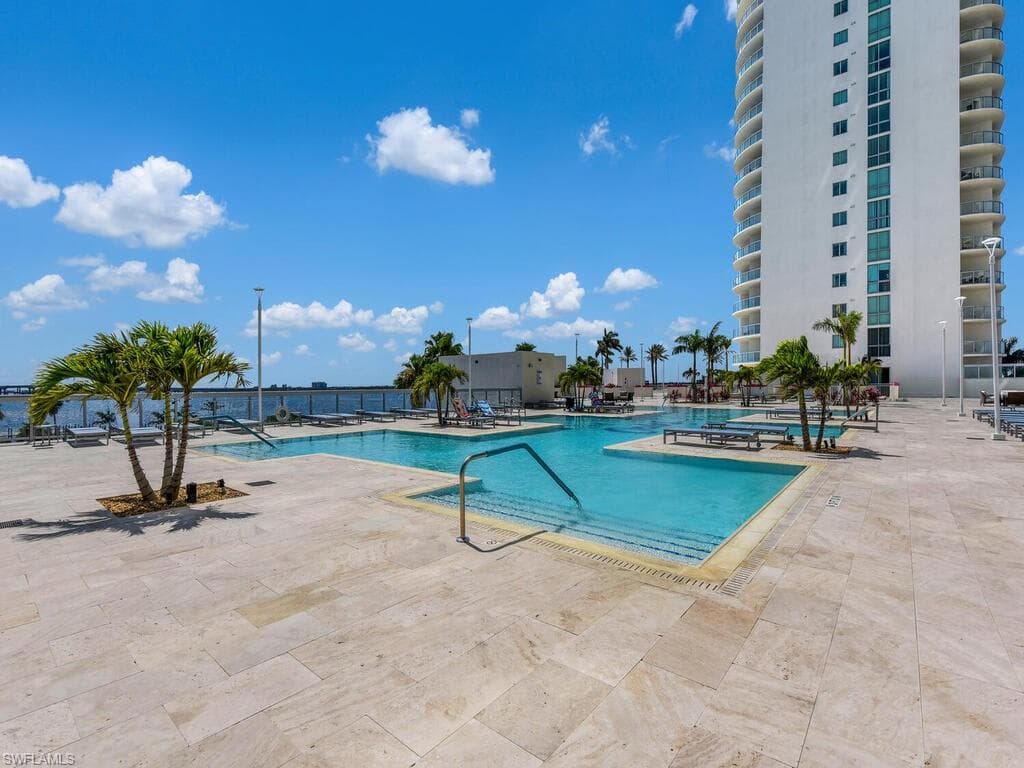 3000 Oasis Grand BLVD # 1705, FORT MYERS FL 33916-19