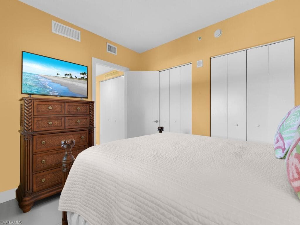 3000 Oasis Grand BLVD # 1705, FORT MYERS FL 33916-13