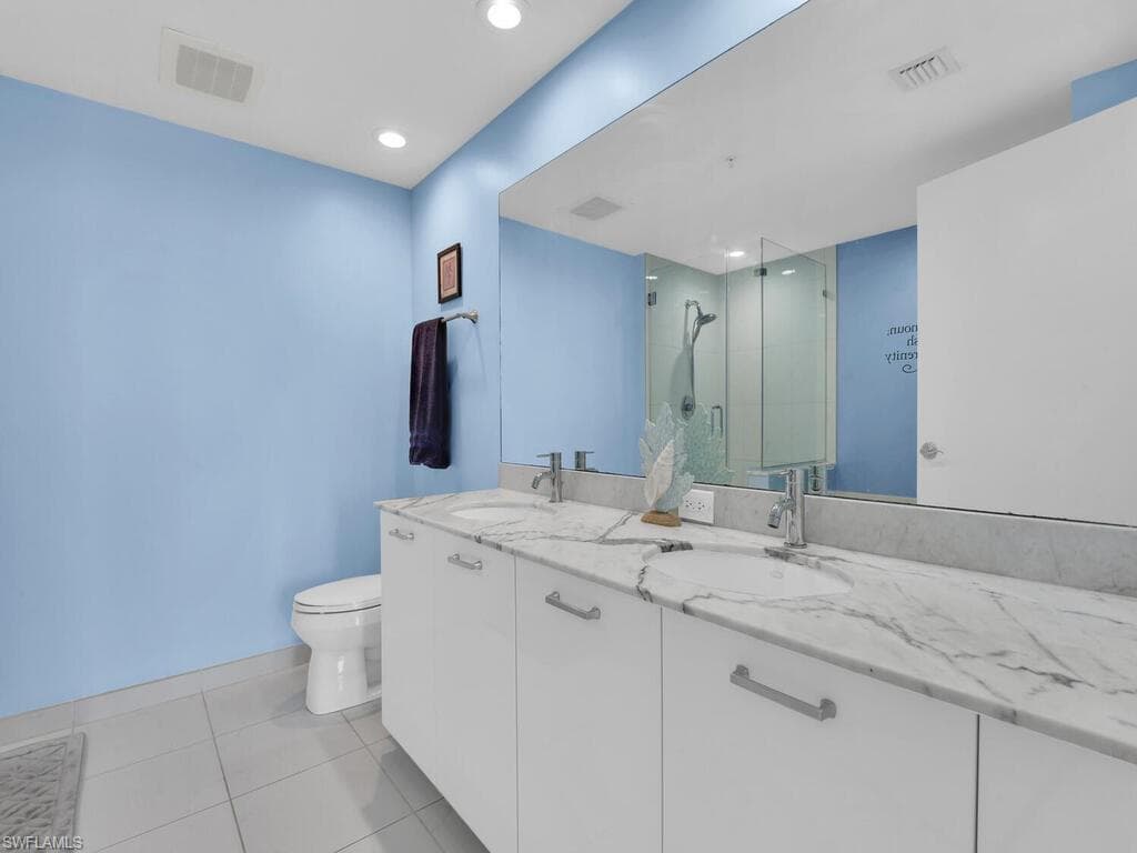 3000 Oasis Grand BLVD # 1705, FORT MYERS FL 33916-10