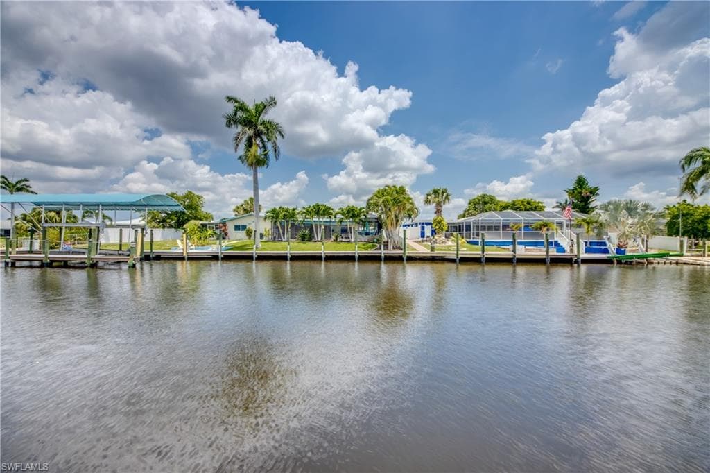 1720 Lakeview BLVD, NORTH FORT MYERS FL 33903-37