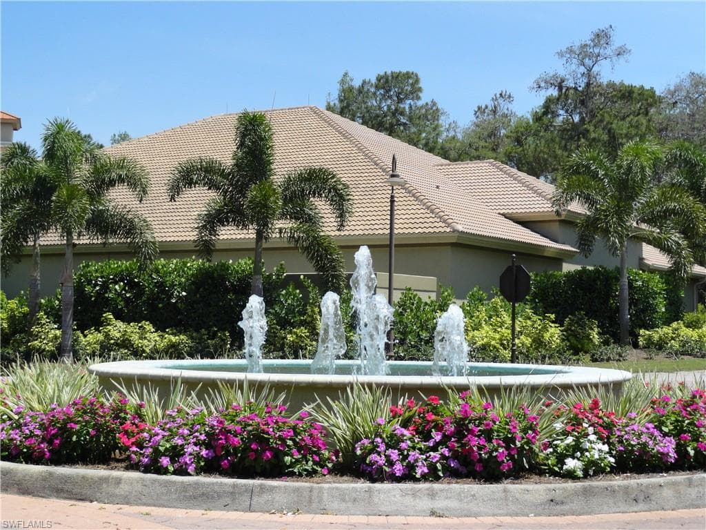 28171 L Burton Fletcher CT, BONITA SPRINGS FL 34135-28