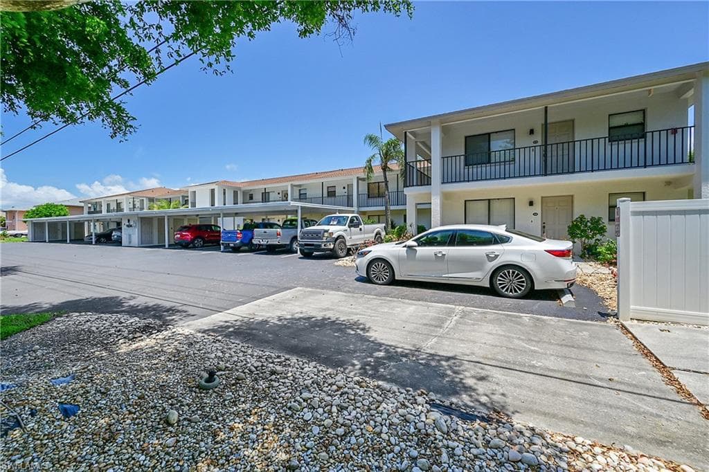 131 SW 47th TER # 201, CAPE CORAL FL 33914-49
