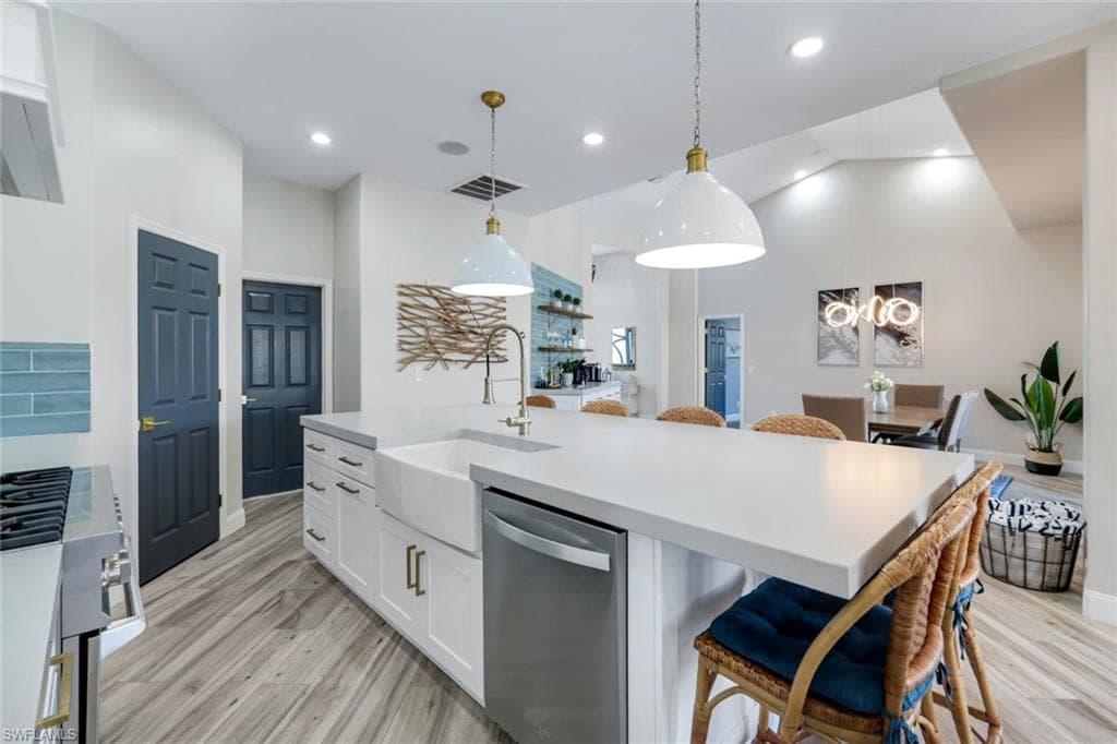 3347 SE 19th AVE, CAPE CORAL FL 33904-15