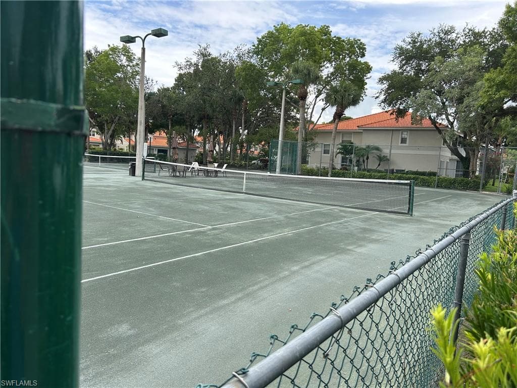 7577 Silver Trumpet LN W # T103, NAPLES FL 34109-18