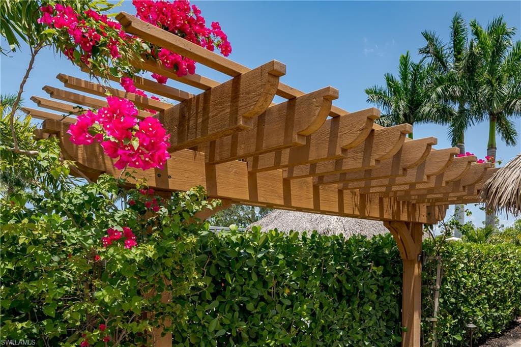 13615 Snook CIR, NAPLES FL 34114-5