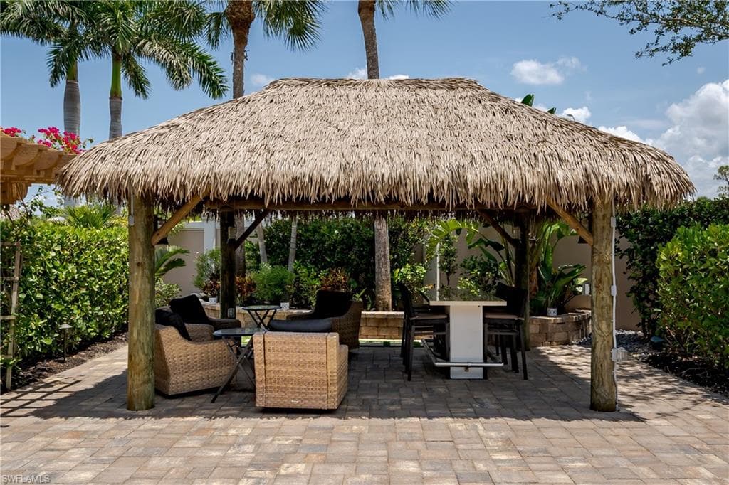 13615 Snook CIR, NAPLES FL 34114-6