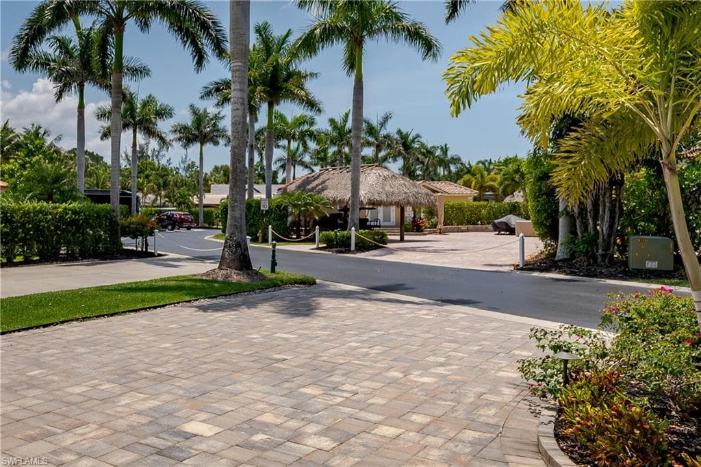 13615 Snook CIR, NAPLES FL 34114-31