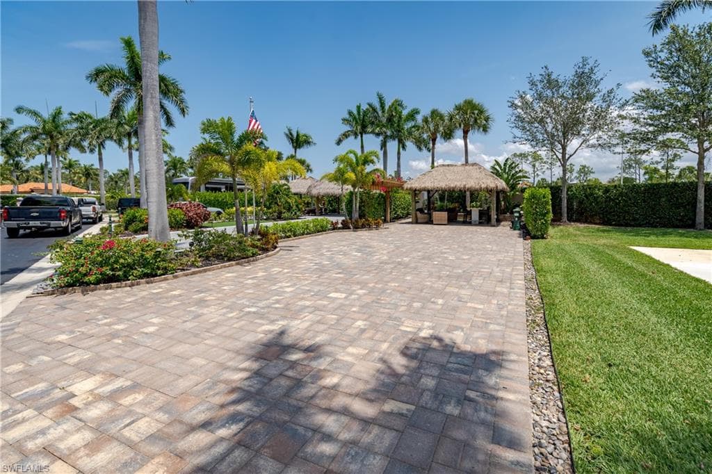 13615 Snook CIR, NAPLES FL 34114-19