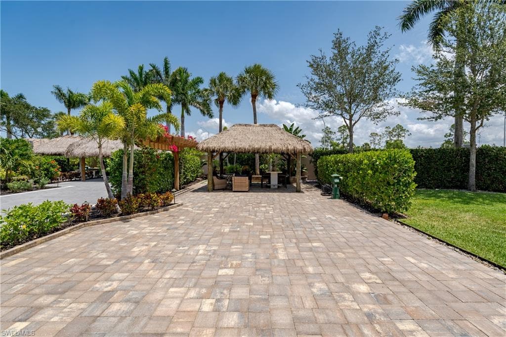 13615 Snook CIR, NAPLES FL 34114-17