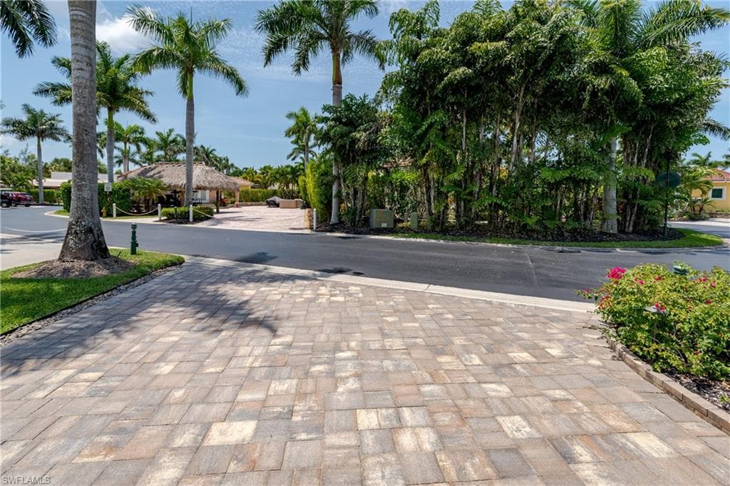 13615 Snook CIR, NAPLES FL 34114-24
