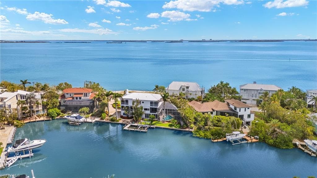 1581 San Carlos Bay DR, SANIBEL FL 33957-46