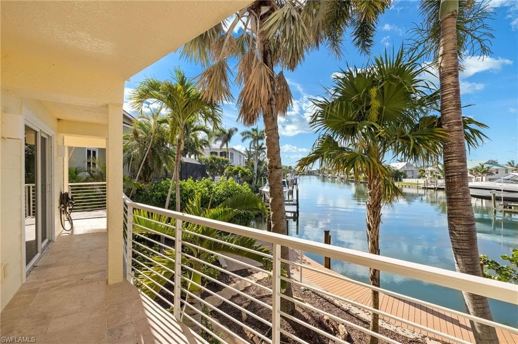 1581 San Carlos Bay DR, SANIBEL FL 33957-21