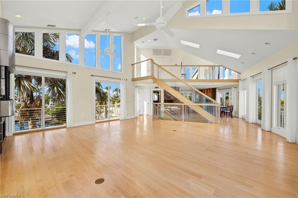 1581 San Carlos Bay DR, SANIBEL FL 33957-14