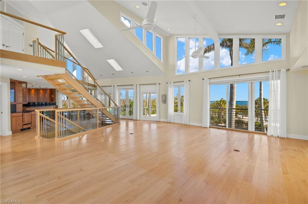 1581 San Carlos Bay DR, SANIBEL FL 33957-10