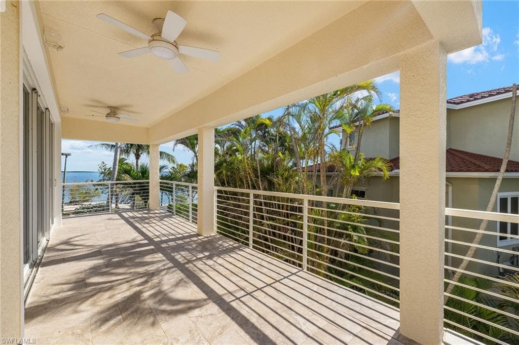 1581 San Carlos Bay DR, SANIBEL FL 33957-18