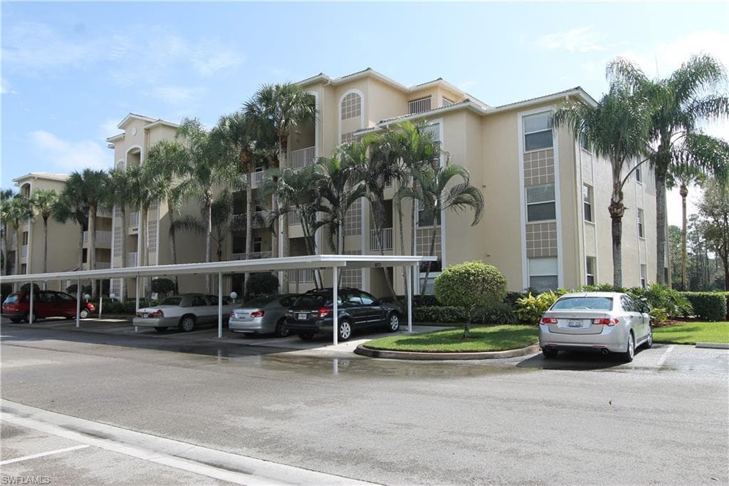 8680 Cedar Hammock CIR # 116, NAPLES FL 34112-20