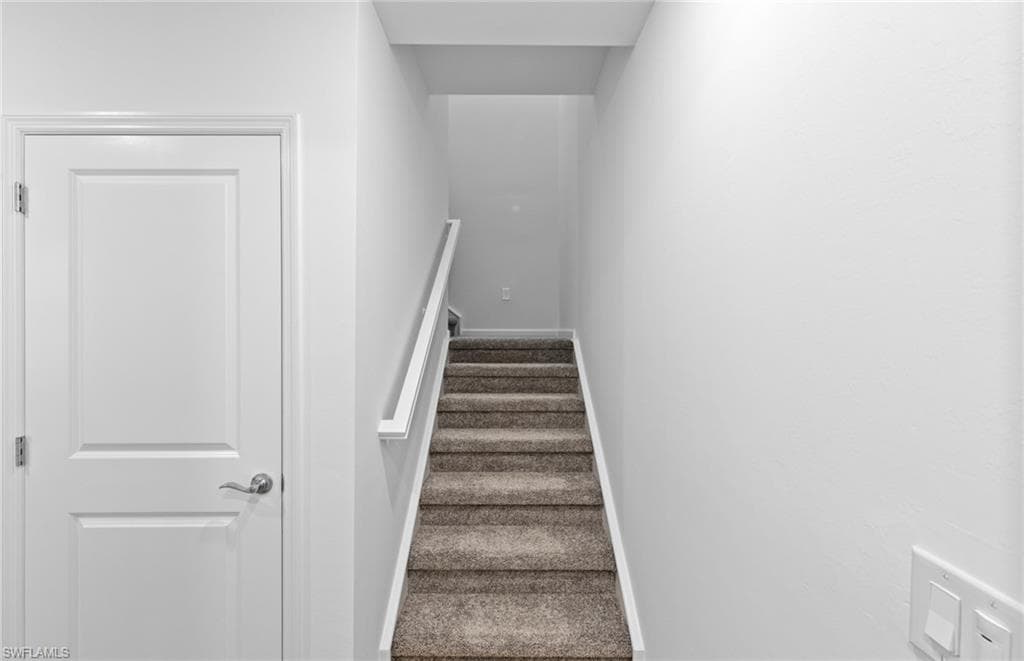 27893 Radiant CT, BONITA SPRINGS FL 34135-11