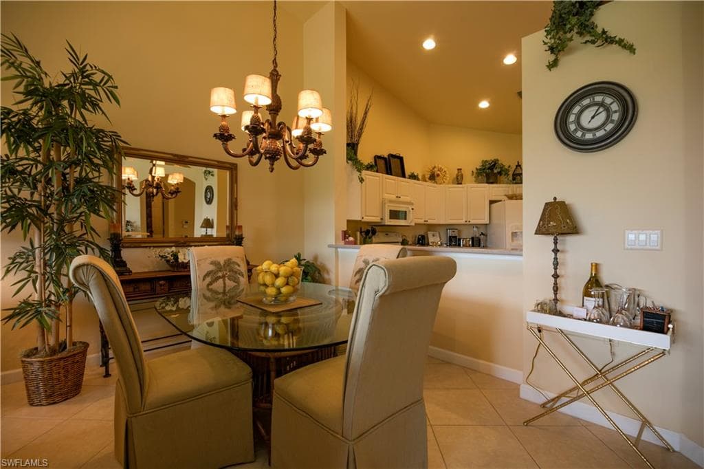 3048 Horizon LN # 1104, NAPLES FL 34109-3