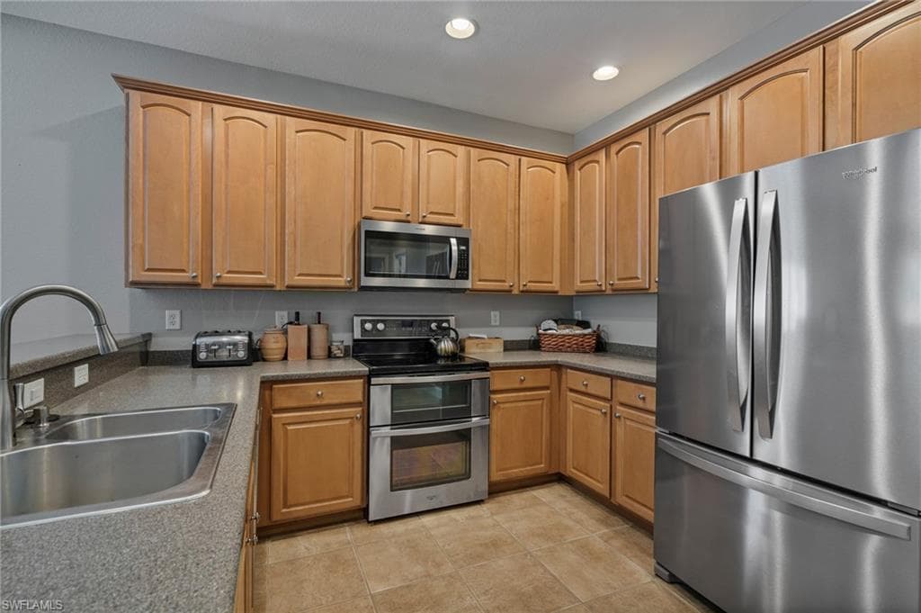 9670 Gladiolus Preserve CIR, FORT MYERS FL 33908-8