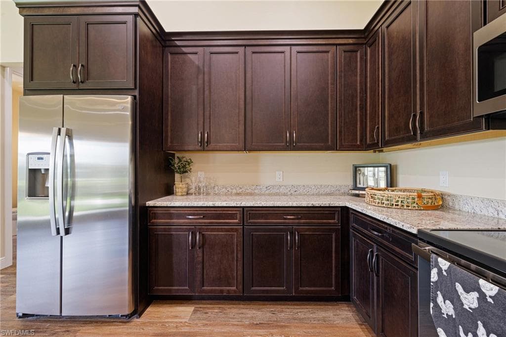 16630 Willow Point CT, ALVA FL 33920-12