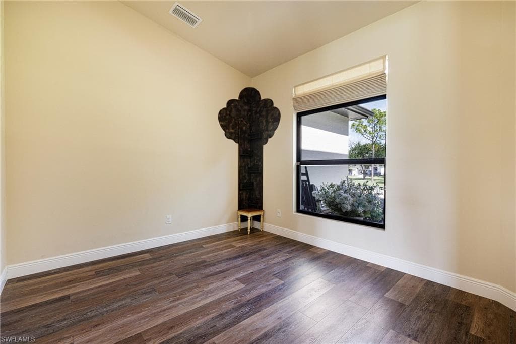 16630 Willow Point CT, ALVA FL 33920-23