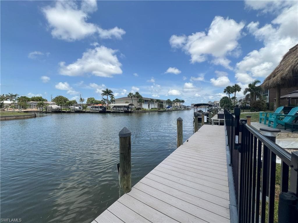 632 Victoria DR # 103, CAPE CORAL FL 33904-25