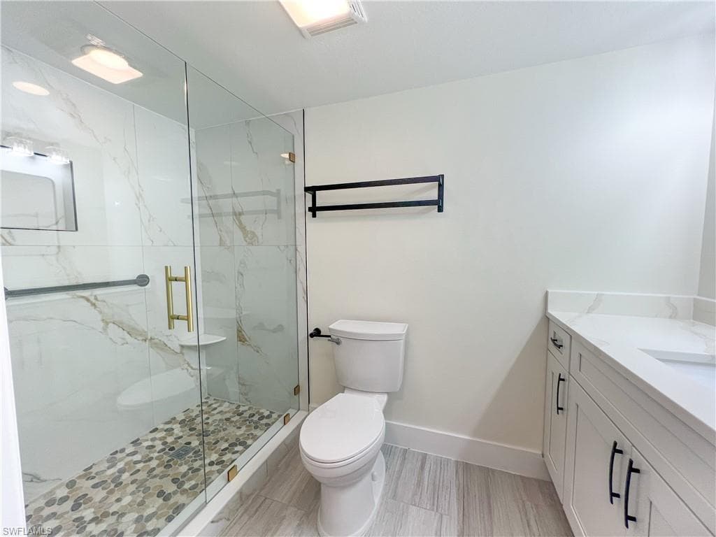 632 Victoria DR # 103, CAPE CORAL FL 33904-19
