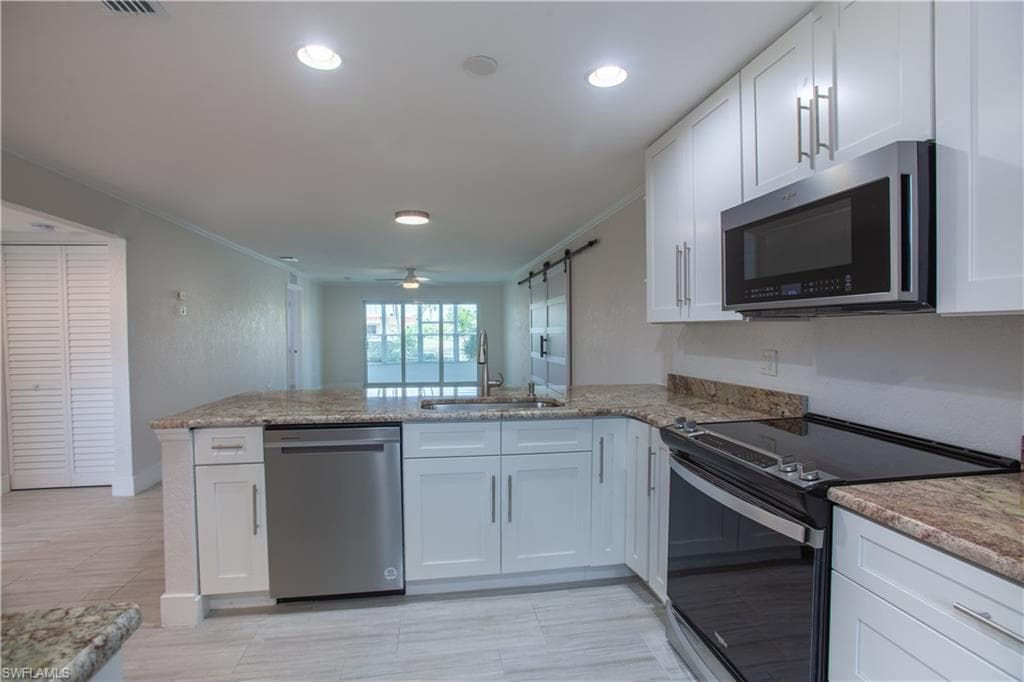 632 Victoria DR # 103, CAPE CORAL FL 33904-7