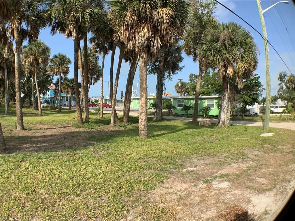 1180 Main ST # 6, FORT MYERS BEACH FL 33931-14