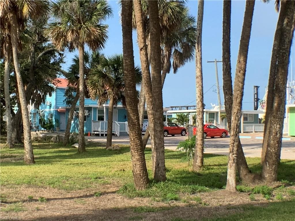1180 Main ST # 6, FORT MYERS BEACH FL 33931-7