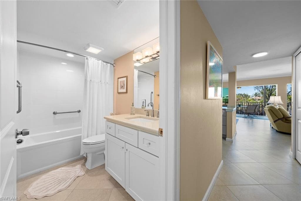 1340 Middle Gulf DR # 8A, SANIBEL FL 33957-25