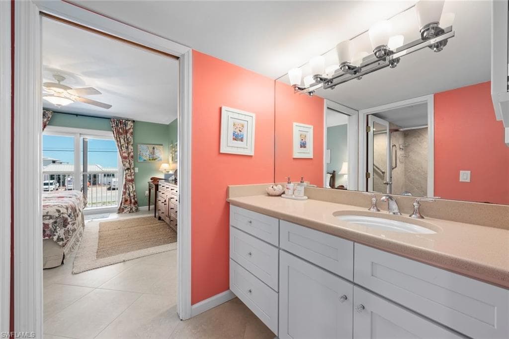 1340 Middle Gulf DR # 8A, SANIBEL FL 33957-21