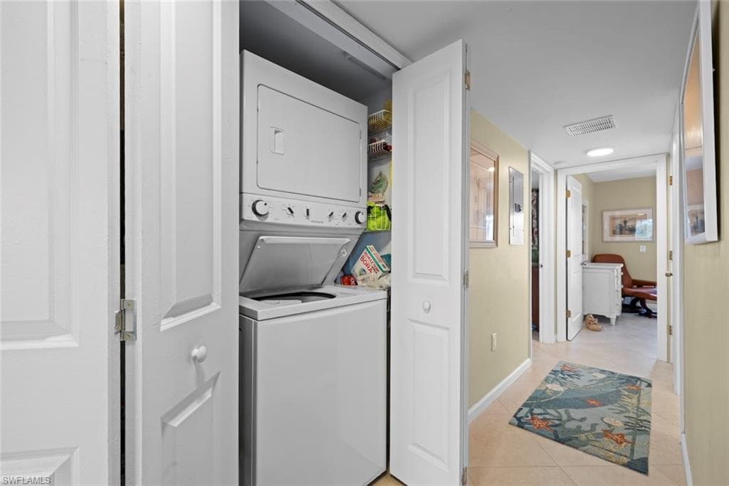 1340 Middle Gulf DR # 8A, SANIBEL FL 33957-27