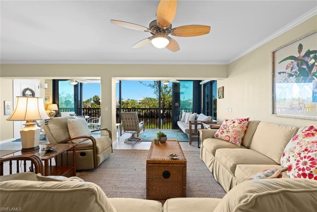 1340 Middle Gulf DR # 8A, SANIBEL FL 33957-4