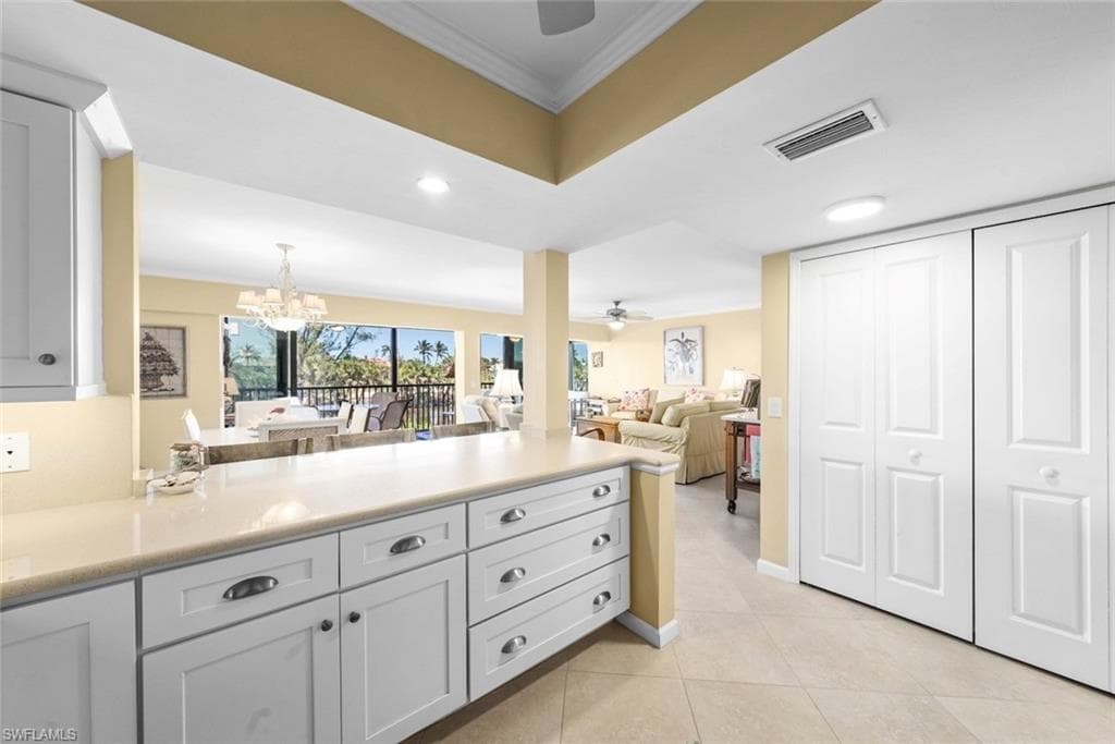 1340 Middle Gulf DR # 8A, SANIBEL FL 33957-9
