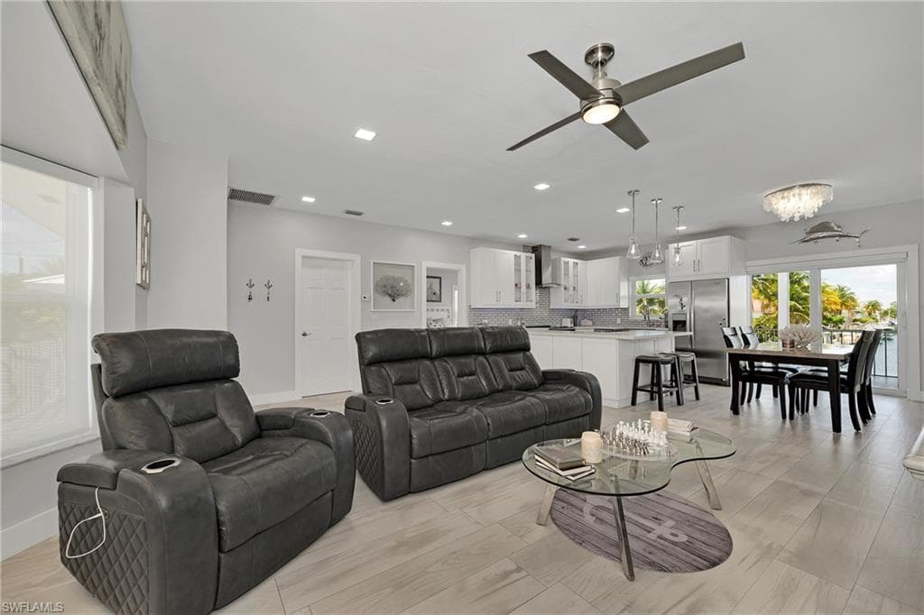 141 El Capitan DR, ISLAMORADA FL 33036-8