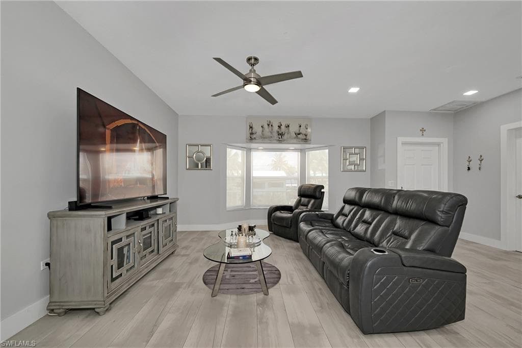 141 El Capitan DR, ISLAMORADA FL 33036-7